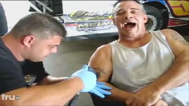WDD1210_Redneck_Tattoo-Removal_MP4_640x360_2185923241.jpg